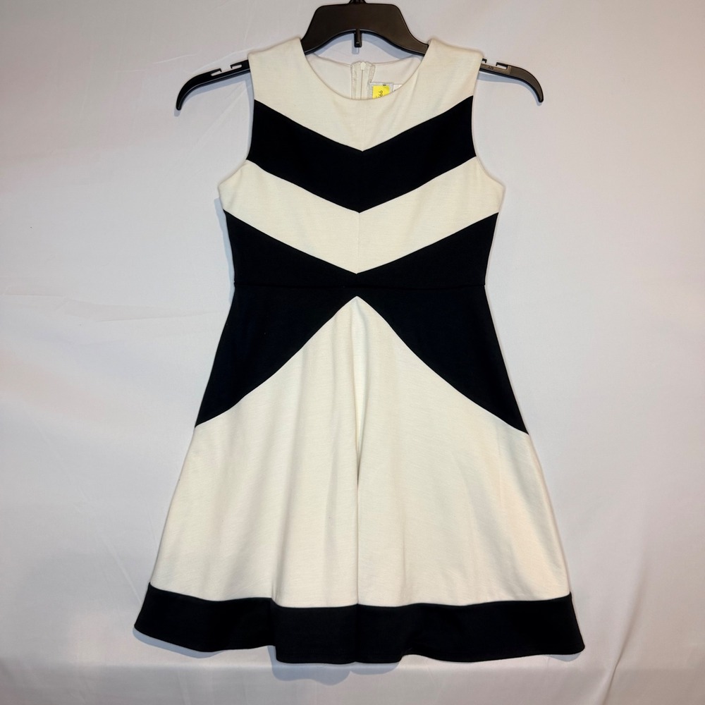 Rare Editions Girls size 14 White Black Geometric Colorblock Flare Dress